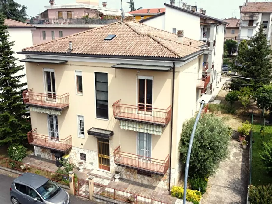 Casa quadrifamiliare in vendita in Via Mario Crenna a Fiorenzuola D'arda