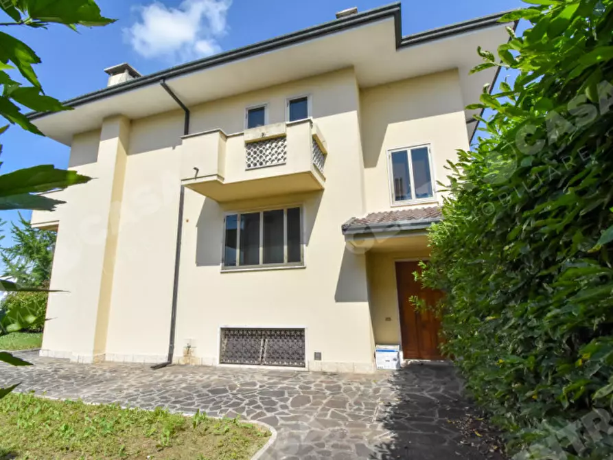 Appartamento in vendita in Via Cavour 2 a Legnago