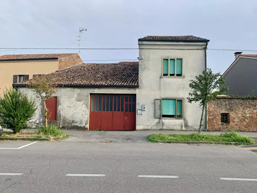 Casa bifamiliare in vendita in via Chiesa, 25 a Montagnana