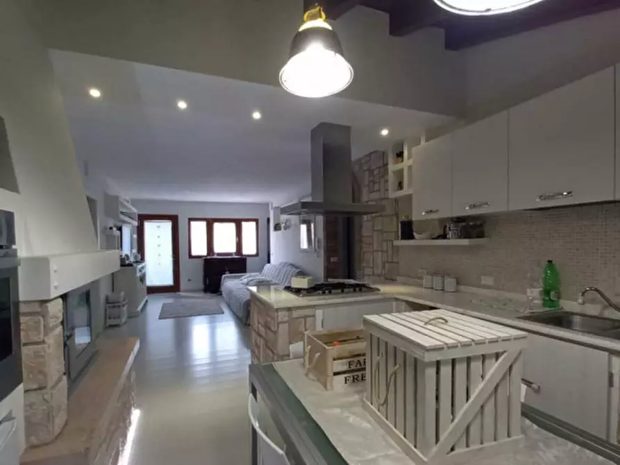 Appartamento in vendita a Castel D'azzano