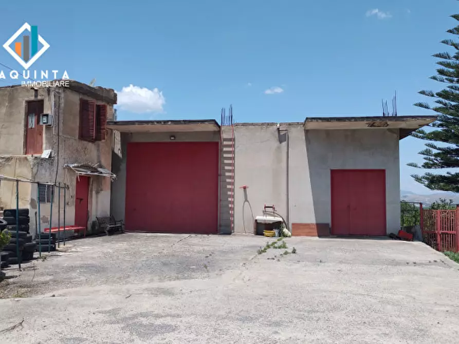 Magazzino in vendita in Via Ugo La Malfa snc a Palagonia