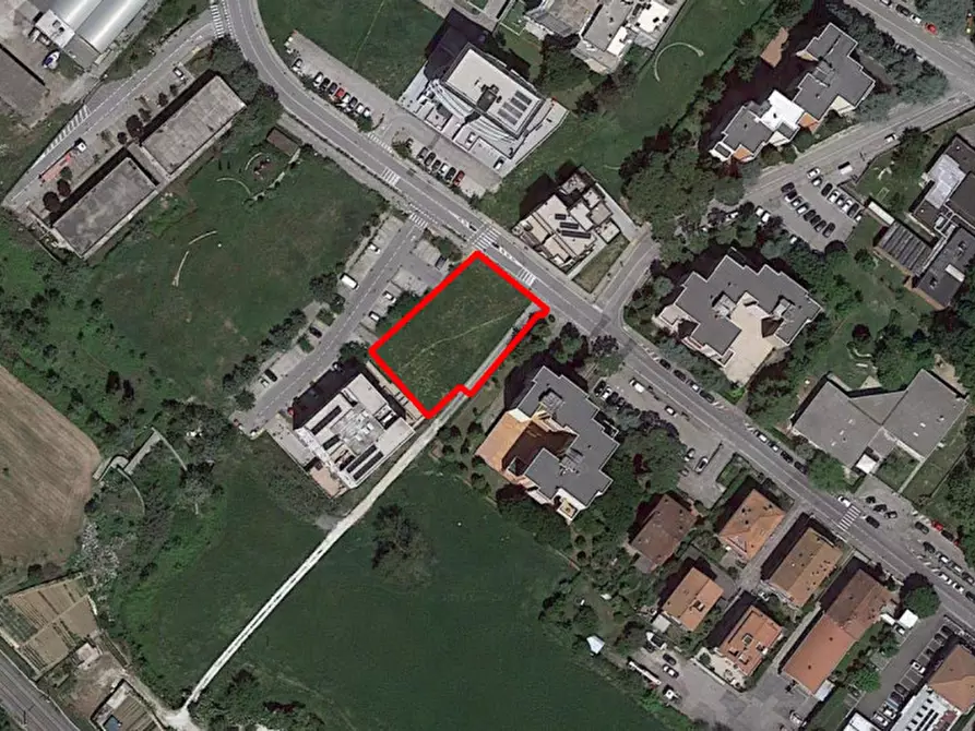 Terreno in vendita in Loc. Vismara/Cattabrighe - Via Danubio/Via Lambro, N. snc a Pesaro