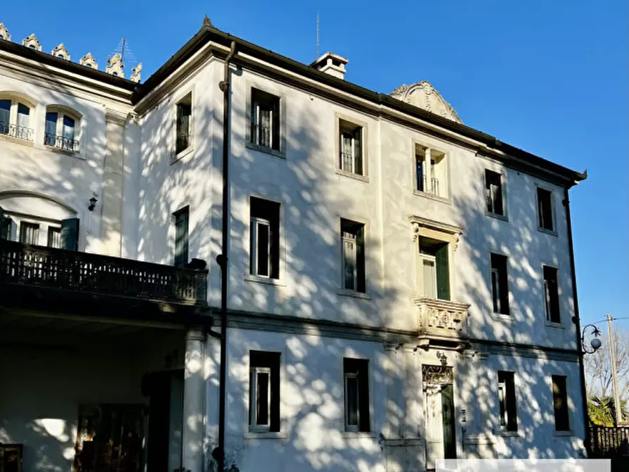 Villa in vendita in Via Montebello a Cervarese Santa Croce