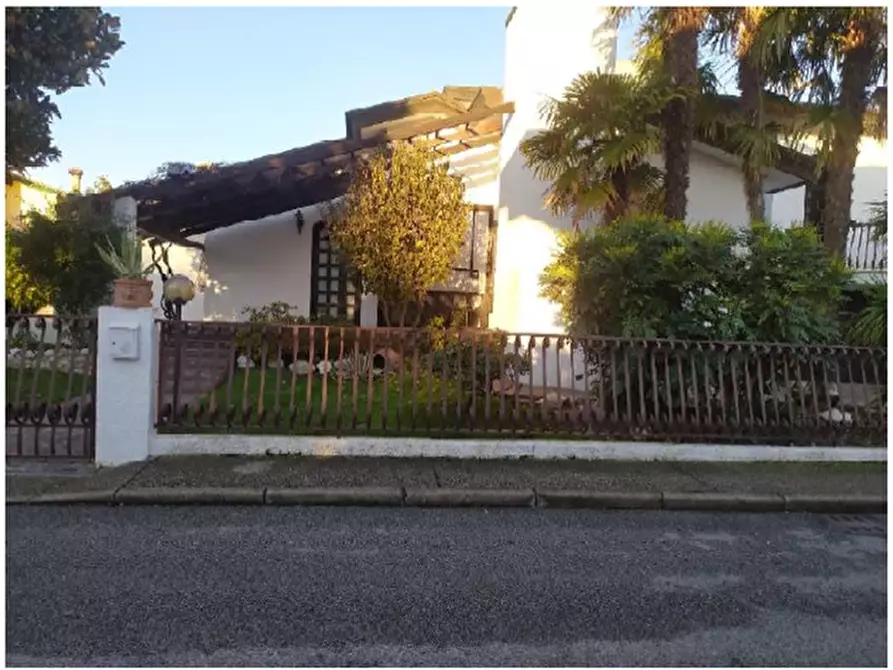 Casa indipendente in vendita in via aleardi a Eraclea