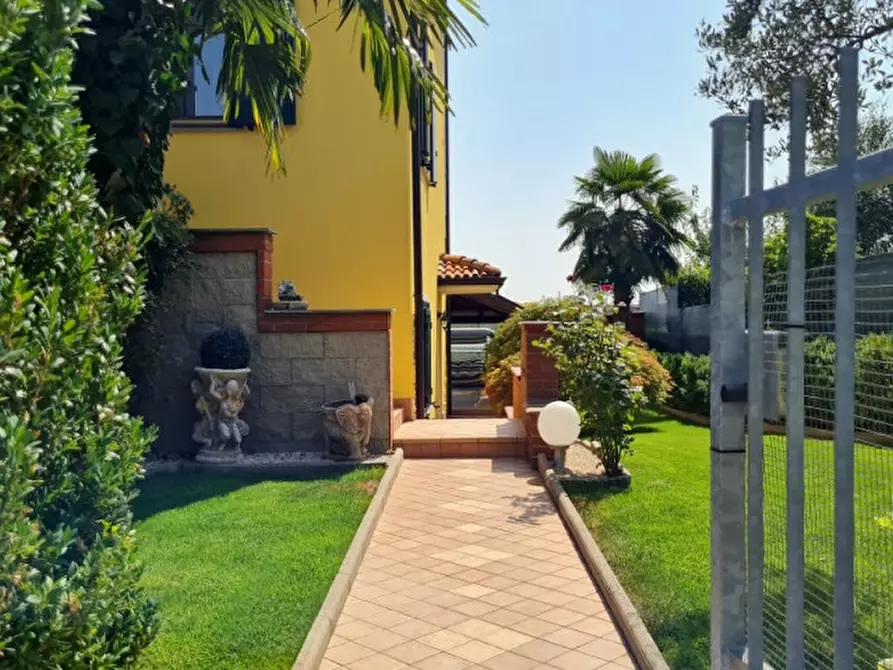 Casa bifamiliare in vendita a Vigolzone