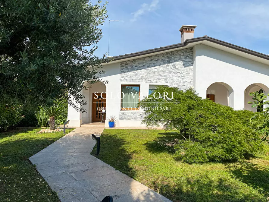 Casa indipendente in vendita in Via Motton a Bassano Del Grappa