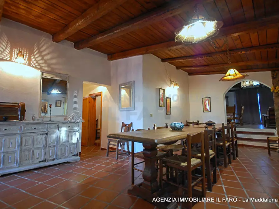 Villa in vendita in Località Abbatoggia a La Maddalena