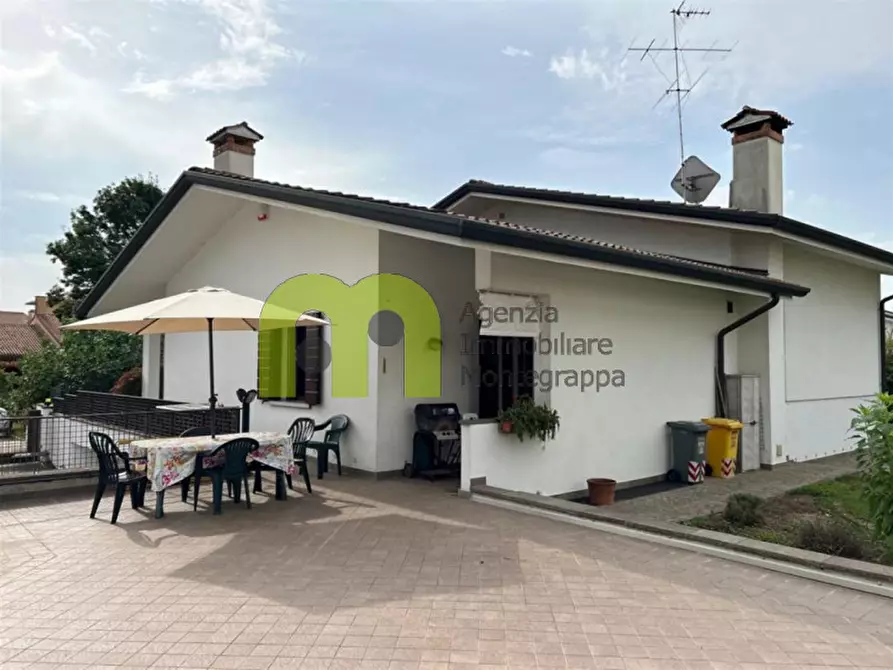 Casa indipendente in vendita in Via Cristoforo Colombo a Castelfranco Veneto