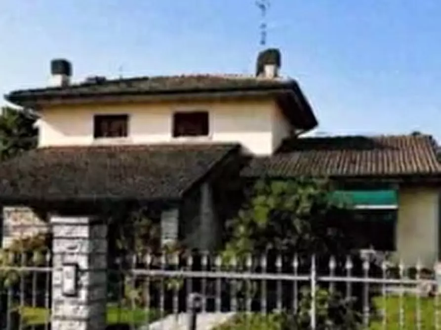 Villa in vendita in VIA GELMETTO 56/B a Verona