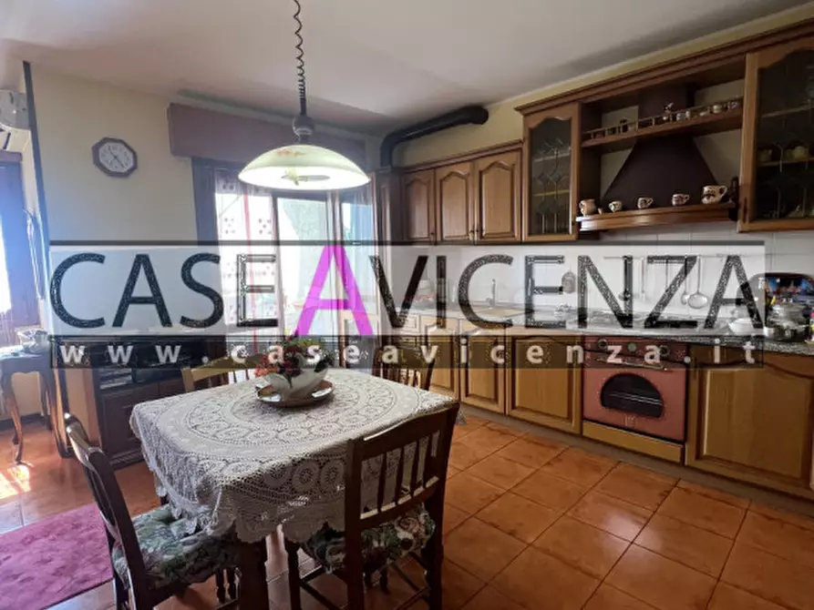 Appartamento in vendita in via roma a Grisignano Di Zocco