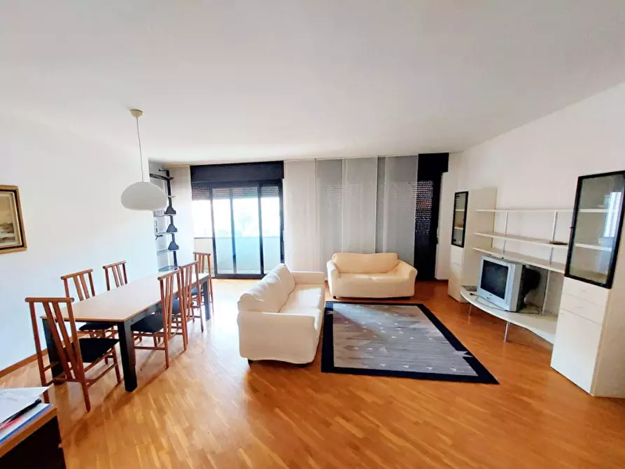 Appartamento in vendita in Via Magenta, N. 7 a Varese