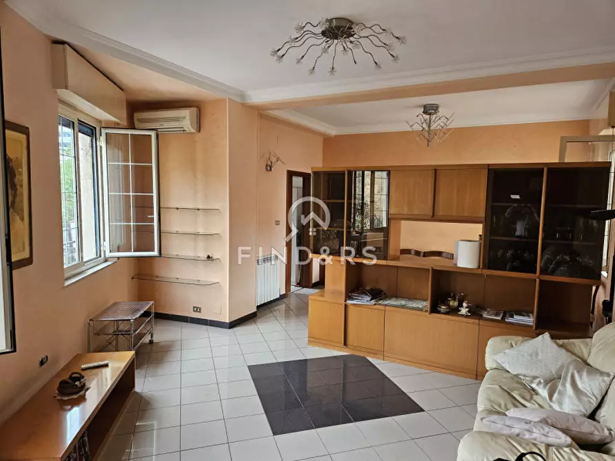 Appartamento in vendita in Via Italia a Reggio Di Calabria
