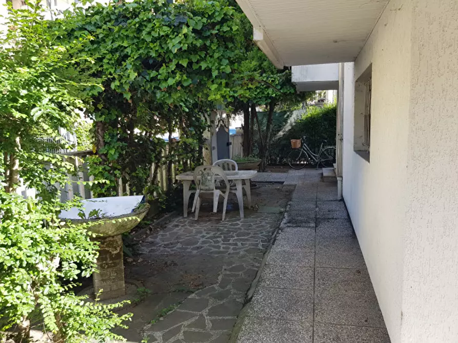 Casa bifamiliare in vendita in VIA LELIO ROSSI a Carpi