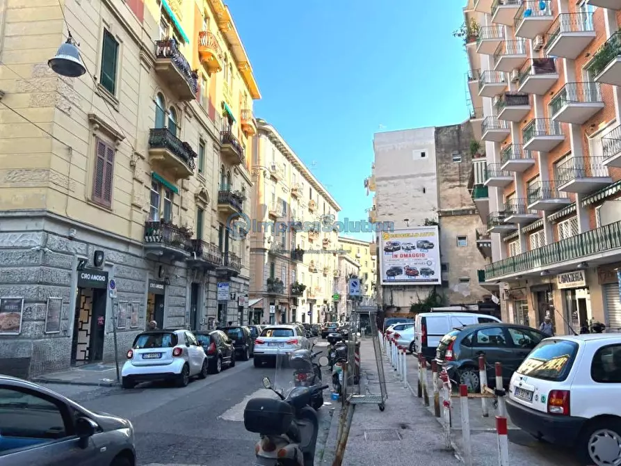 Negozio in affitto in via belvedere al vomero a Napoli