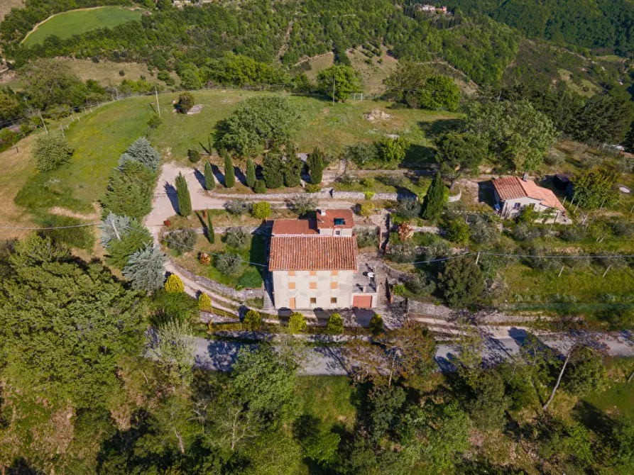 Casa indipendente in vendita in località mengara a Gubbio