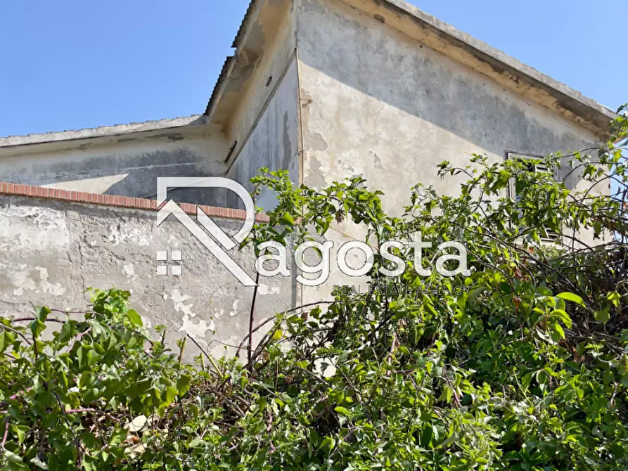 Terreno in vendita in Via Lago Trasimeno a Pontecagnano Faiano