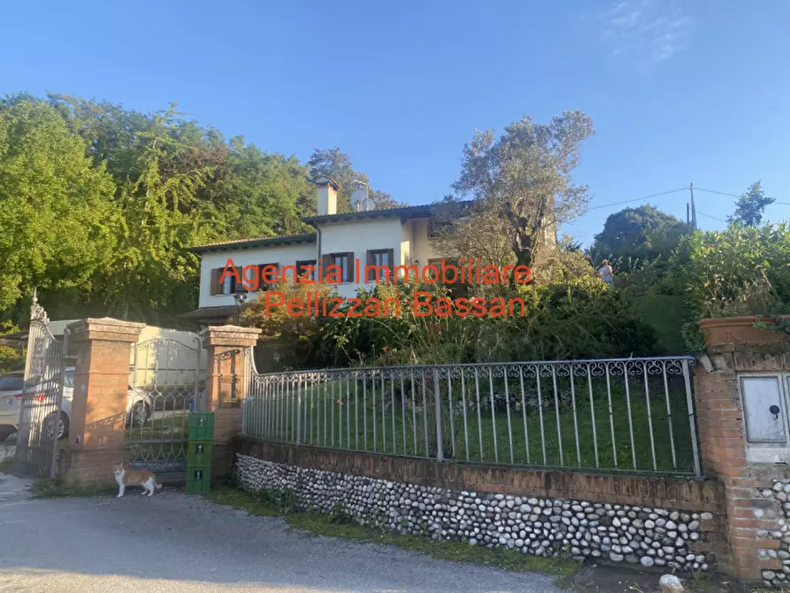Villa in vendita in Montello a Volpago Del Montello