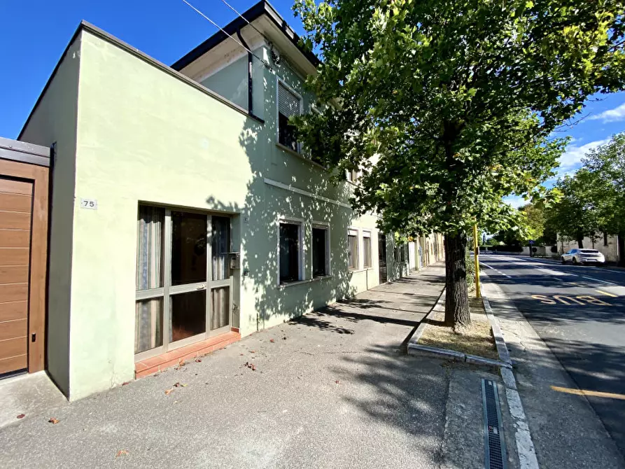 Casa bifamiliare in vendita in Via Guglielmo Marocni 77 Minerbe a Minerbe