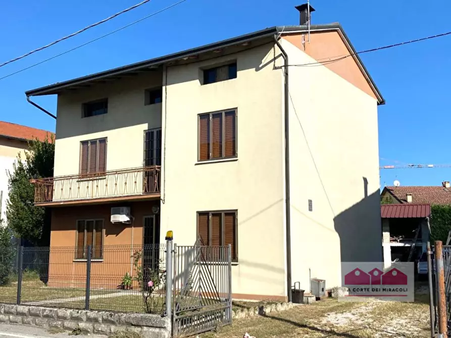 Casa indipendente in vendita in Via Roma a San Pietro In Gu