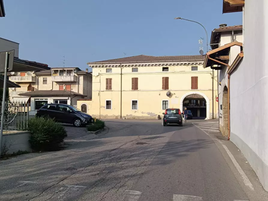 Palazzo in vendita in Via Gardesana a Prevalle