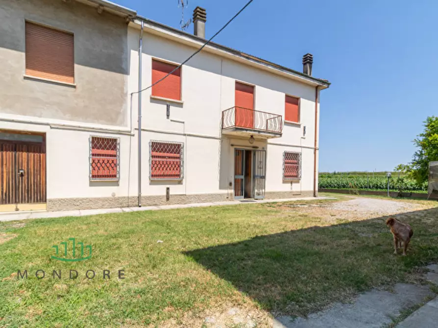 Casa bifamiliare in vendita in Via Cacciatori, 604 a Crevalcore