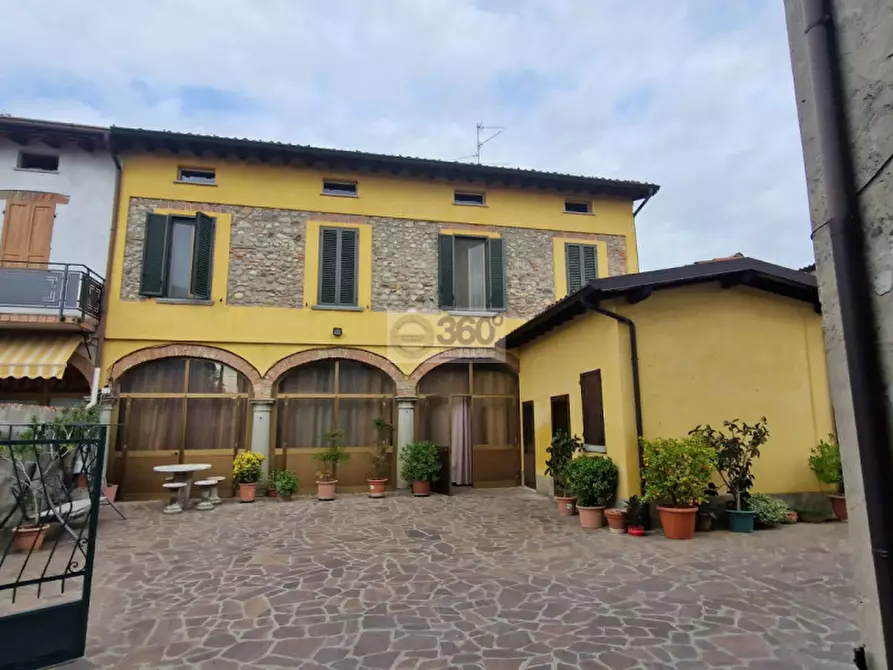 Rustico / casale in vendita in Vicolo Rossini a Cazzago San Martino