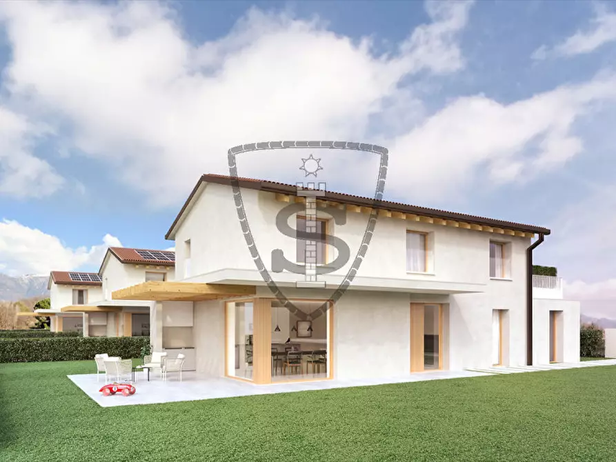 Casa indipendente in vendita in Via San Martino a San Zenone Degli Ezzelini