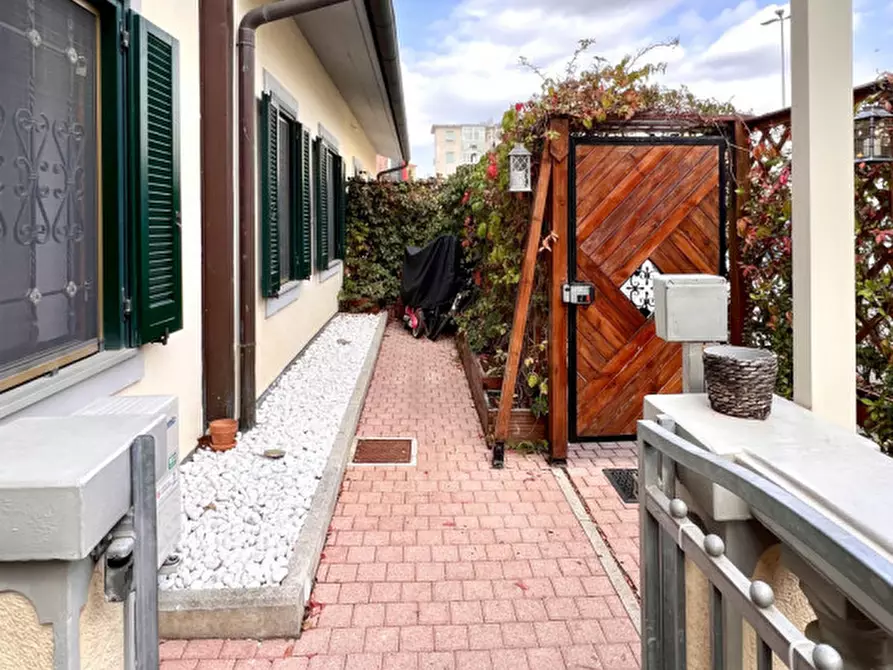 Appartamento in vendita in Via Poli a Livorno