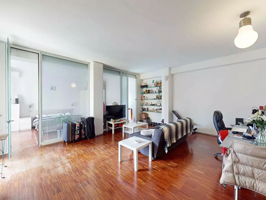 Appartamento in vendita in Via Enrico Tazzoli, N. 5 a Milano