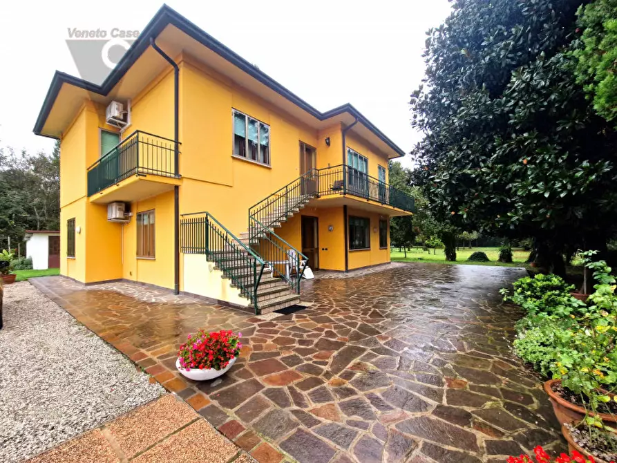Casa indipendente in vendita in VIA LUNGARGINE ANGELO DONATI a Padova