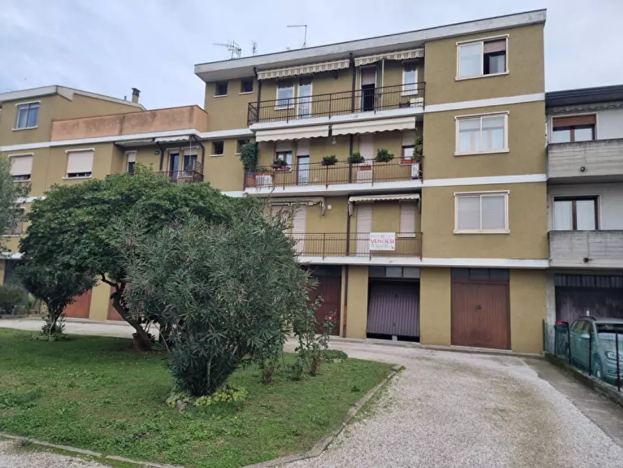Appartamento in vendita in Via Meggiaro a Este