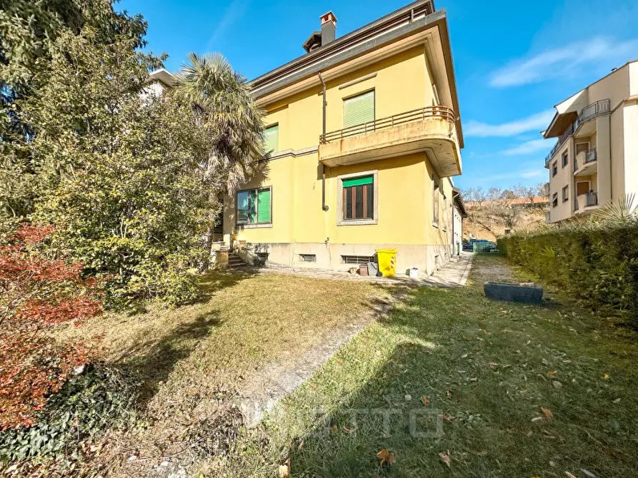 Villa in vendita in via Marconi 20 a Borgosesia