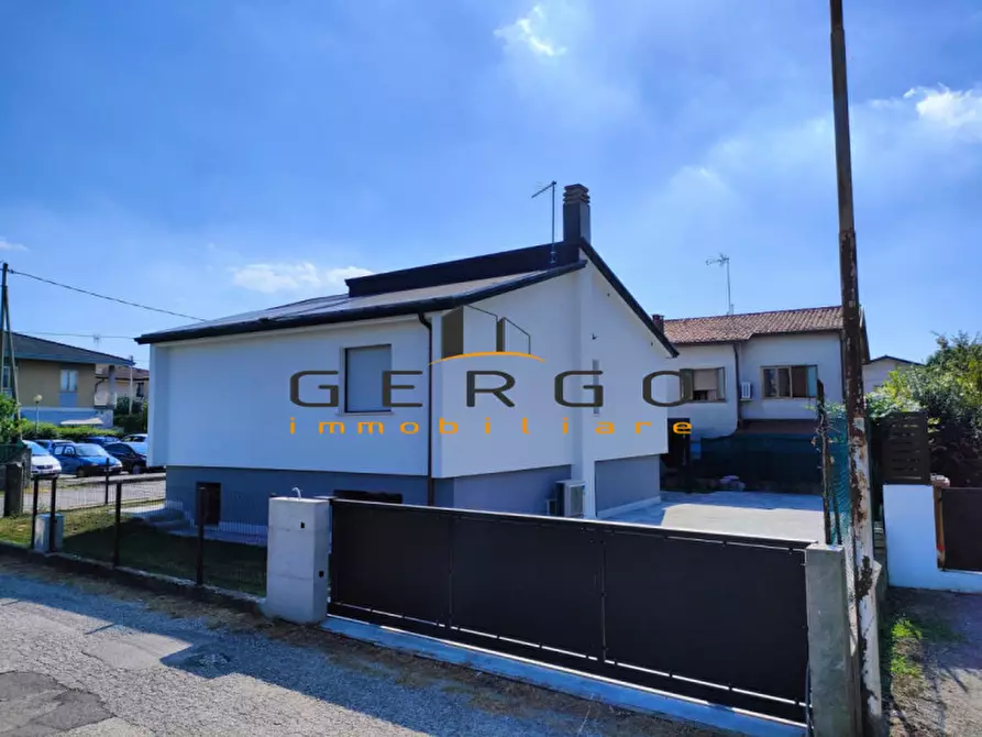 Casa indipendente in vendita in Via Malvolta a Castelfranco Veneto