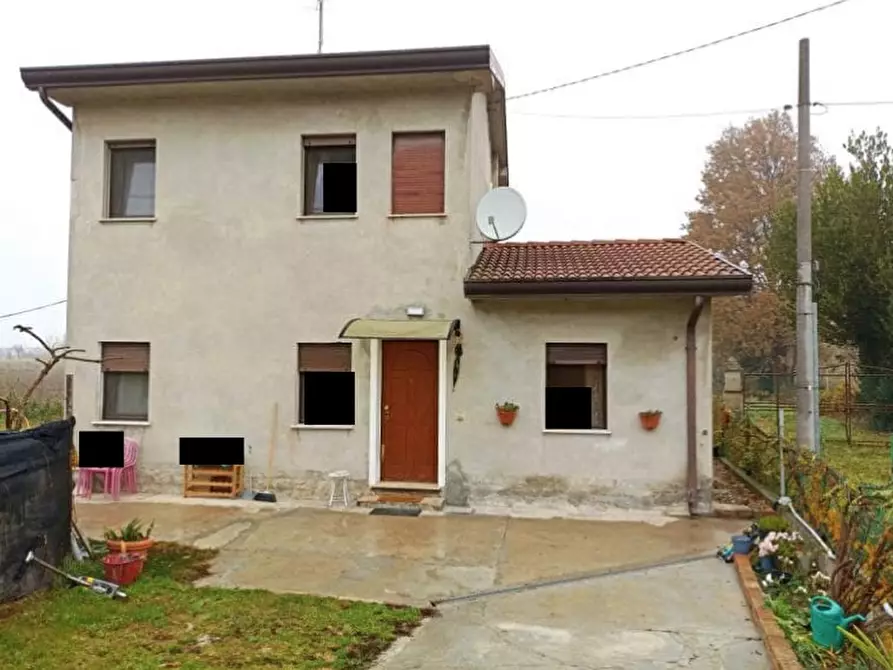 Casa indipendente in vendita in VIALE VITTORIO VENETO 99 a Adria