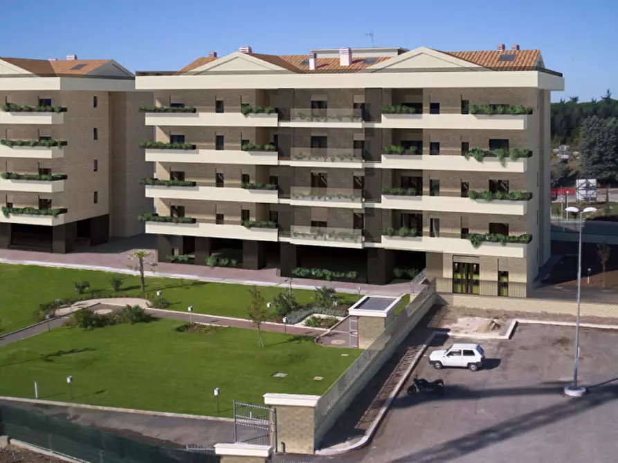 Appartamento in vendita in Via Leonida Repaci a Roma