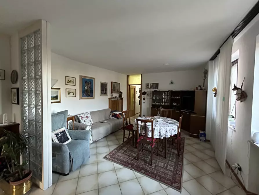 Appartamento in vendita in via centrale ravina a Trento