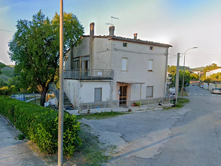 Casa bifamiliare in vendita in via Ladavac a Piandimeleto