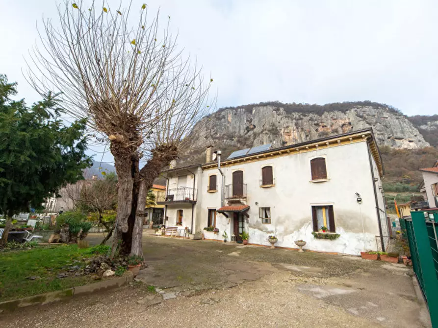 Casa indipendente in vendita in Vicolo Zonara, 16 a Longare