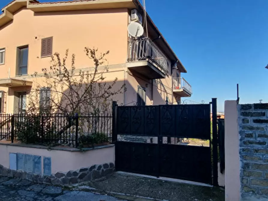 Appartamento in vendita in via caldopiano a Roma