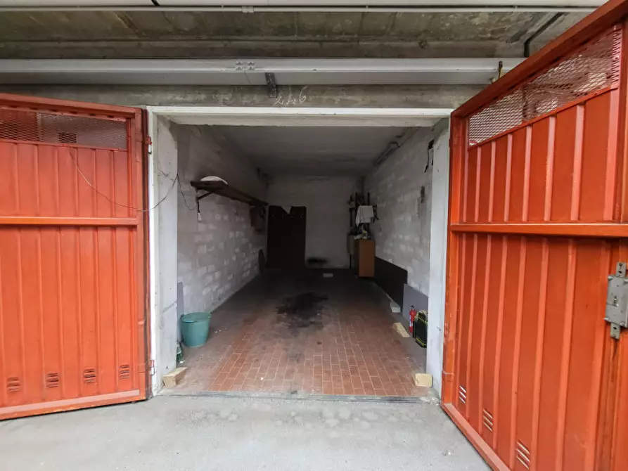 Garage in vendita in Vai Pablo Neruda a Bologna