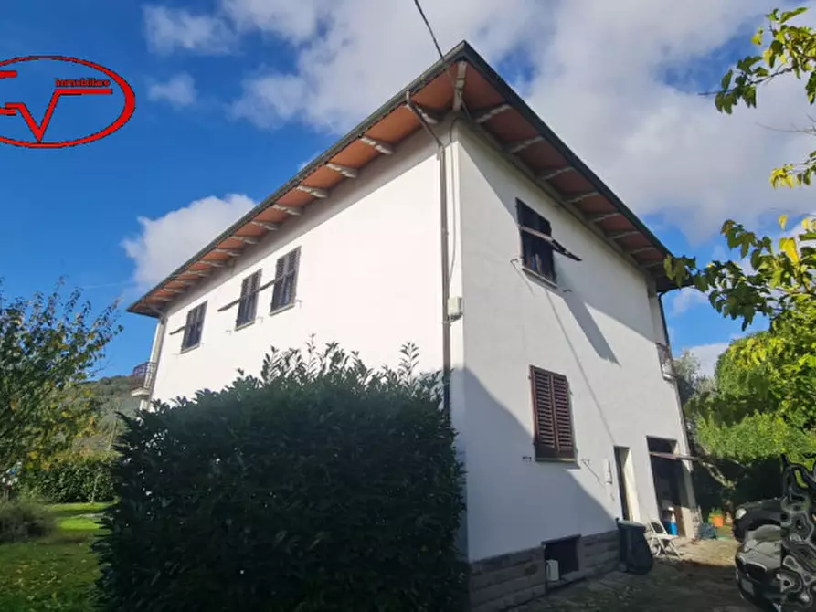Casa bifamiliare in vendita in via genova a Loro Ciuffenna