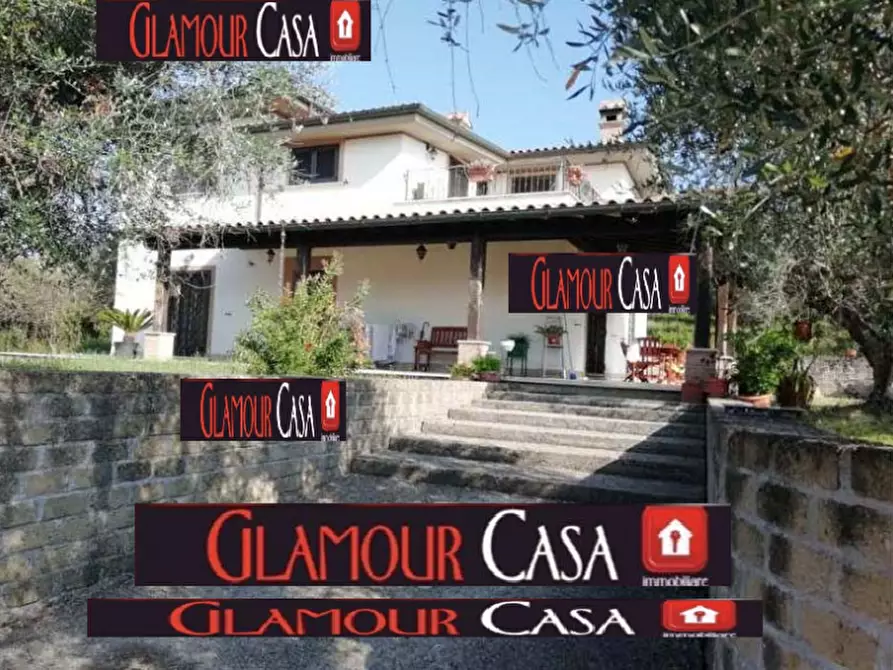 Villa in vendita in Via degli Ulivi a Monterotondo