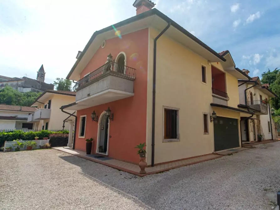 Villa in vendita in Via Vittorio Veneto, 15 a Zermeghedo
