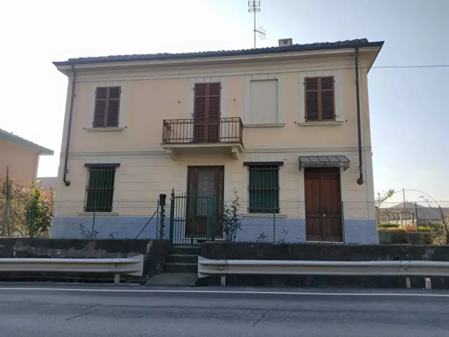 Casa indipendente in vendita in Strada Revigliasco 34 a Moncalieri