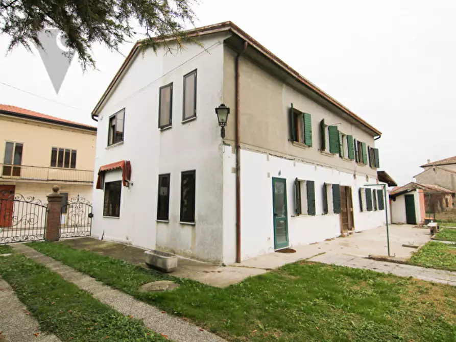 Casa bifamiliare in vendita in via Villa 48 a Piove Di Sacco
