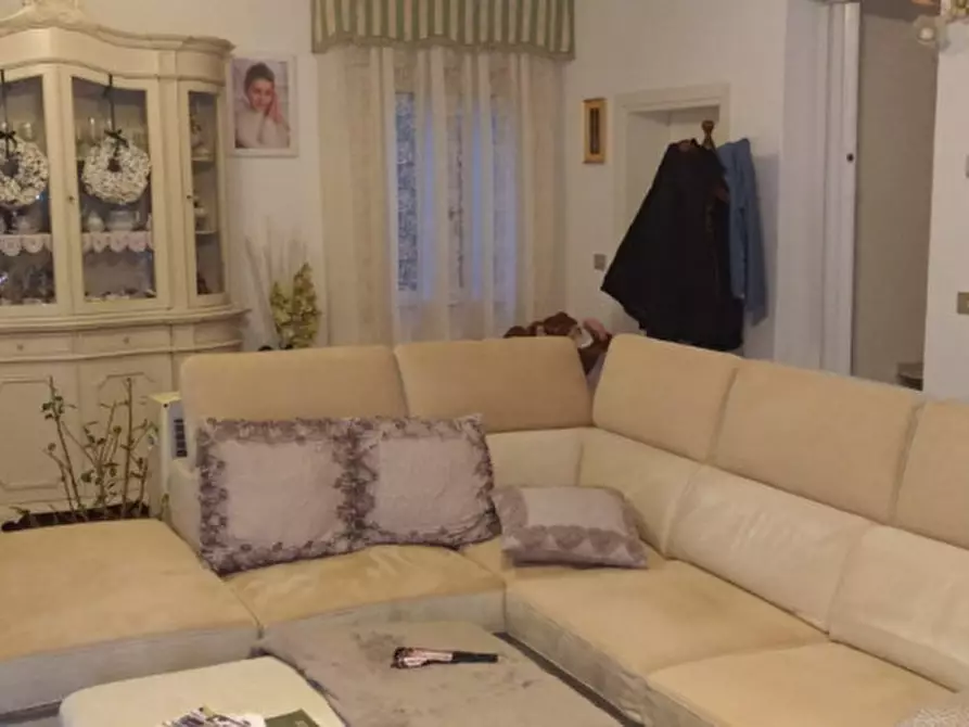 Casa bifamiliare in vendita a Solesino
