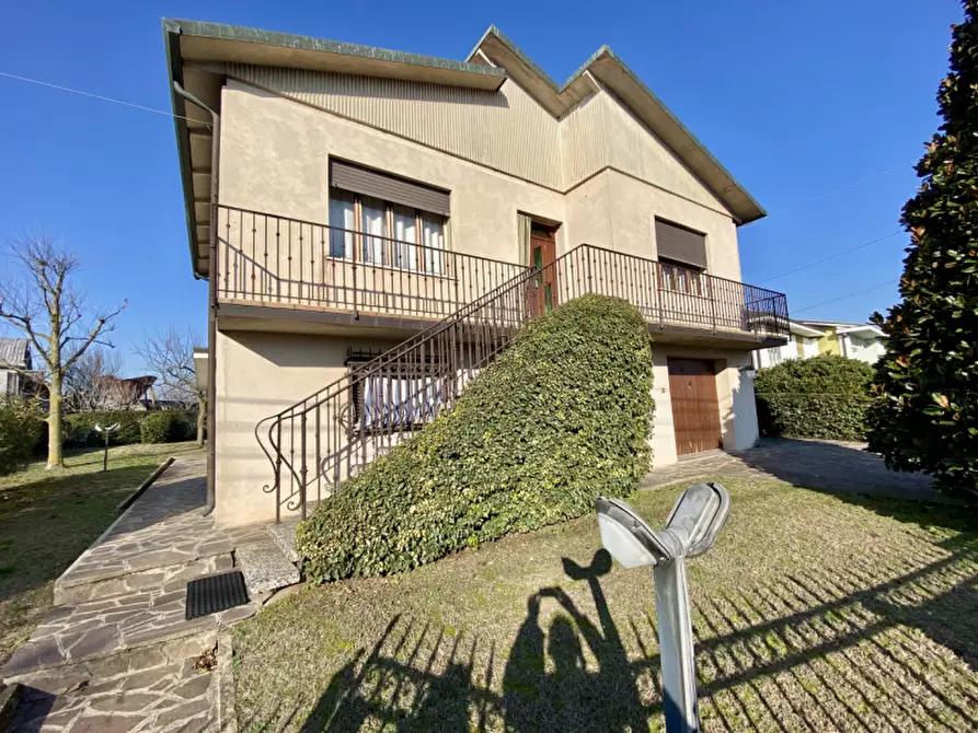 Casa indipendente in vendita in Montagnana via Agusparo, 16 a Montagnana
