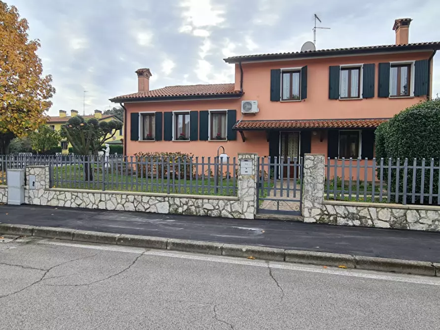 Casa indipendente in vendita in VIA BACHELET a Galzignano Terme