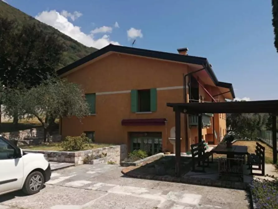Casa indipendente in vendita in Via Appocastello, 27 a Borso Del Grappa