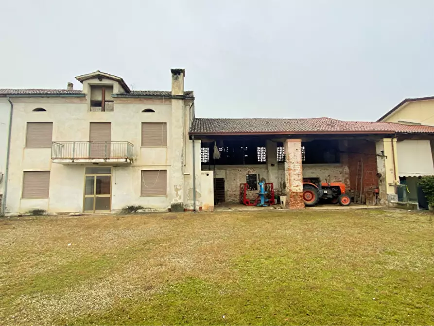 Rustico / casale in vendita in via Priuli a Castelfranco Veneto